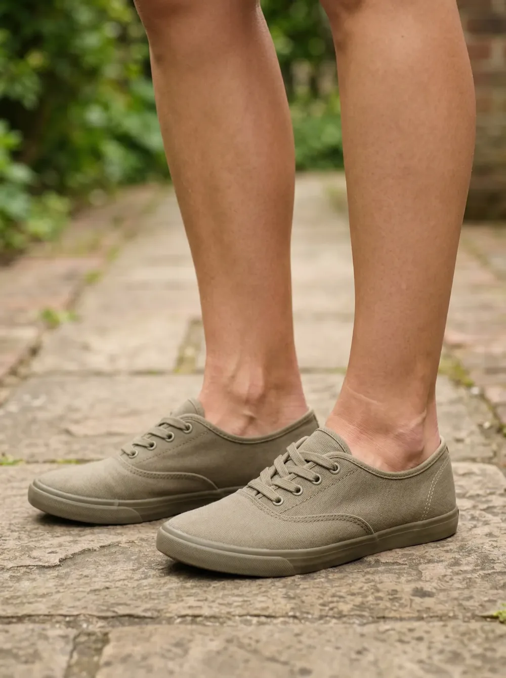 Shoe try-on before showing original outfit