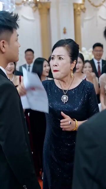 病毒式 CEO 剧情：龙王揭秘提示